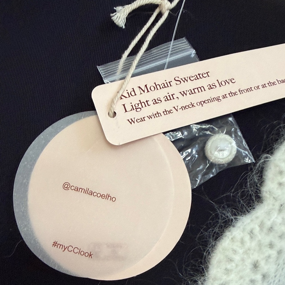 NWT  Camila Coelho White Knit delicate   mohair Cardigan  S - Picture 4 of 12